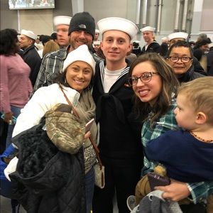 Meet your Posher, Holly